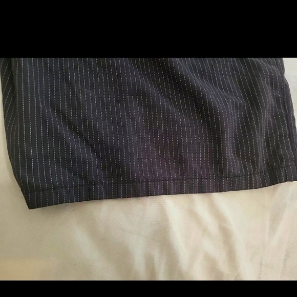 DC Men’s Grey Stripe Shorts Size 36 | Streetwear Authentic Apparel Division C29 - Picture 5 of 10